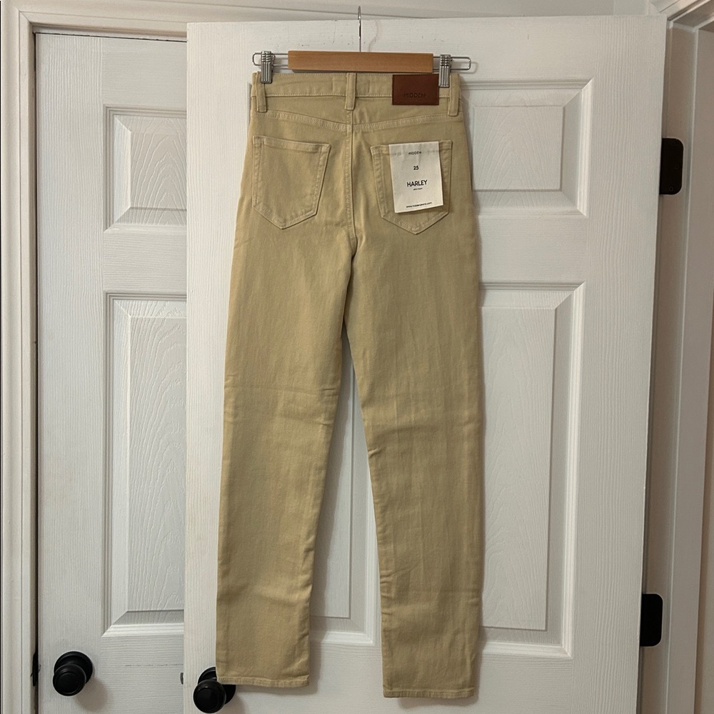 NWT Harley Slim Mom Jean Pant by Hidden Denim brand jean, women’s size 25